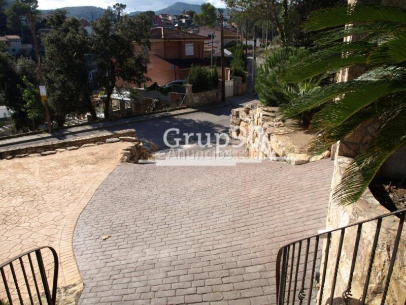 Acogedora y amplia casa a cuatro vientos en Cervelló