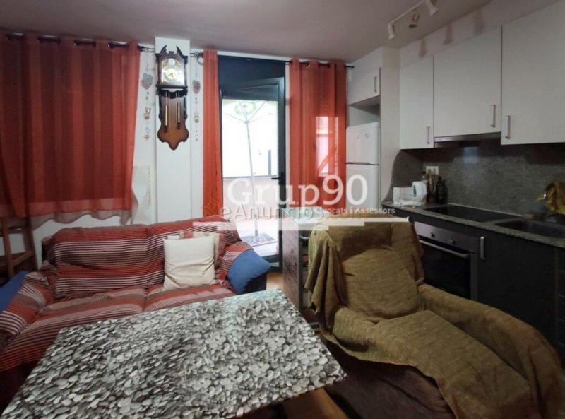 PRODUCTO PARA INVERSOR: APARTAMENTO DE DOS DORMITORIOS CON TERRAZA DE 29M2