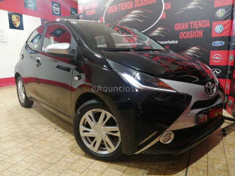 Toyota Aygo 1.0VVT-I X-PLAY 70CV 