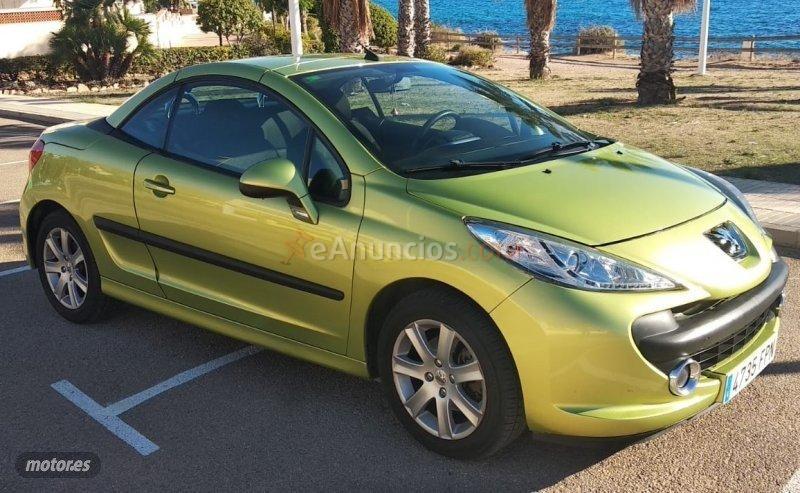 Peugeot 207 CC 1.4 i 120 CV. CABRIO de 2007 con 162.000 Km por 3.300 EUR. en Murcia