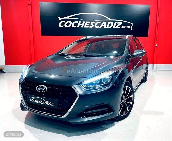 Hyundai i40 CW 1.7 CRDi 85kW 115CV BlueDrive Link de 2017 con 110.000 Km por 13.900 EUR. en Cadiz