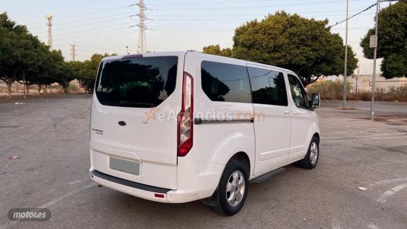 Ford Tourneo Custom FORD TOURNEO CUSTOM - 2.0 - 170cv - DIESEL de 2016 con 415.000 Km por 12.999 EUR. en Malaga