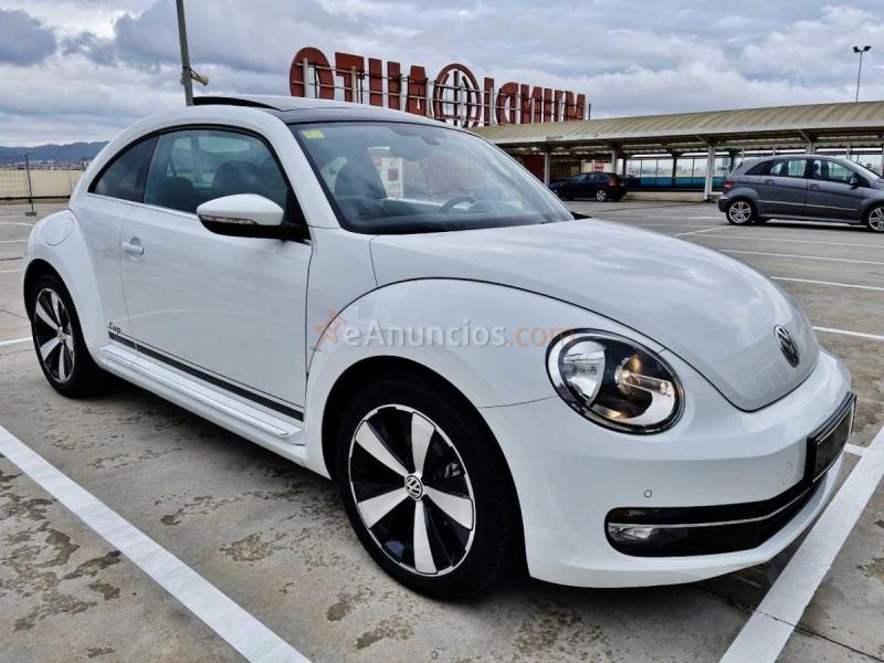 Volkswagen Beetle 1.2 TSi CUP con NAVEGADOR, TECHO PANORÁMICO...
