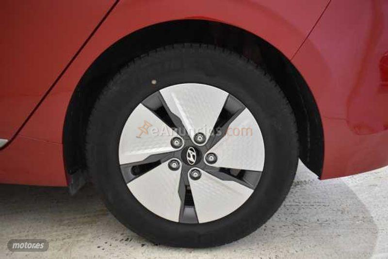 Hyundai Ioniq 1.6 GDI Klass Klass de 2020 con 20.439 Km por 20.550 EUR. en Madrid