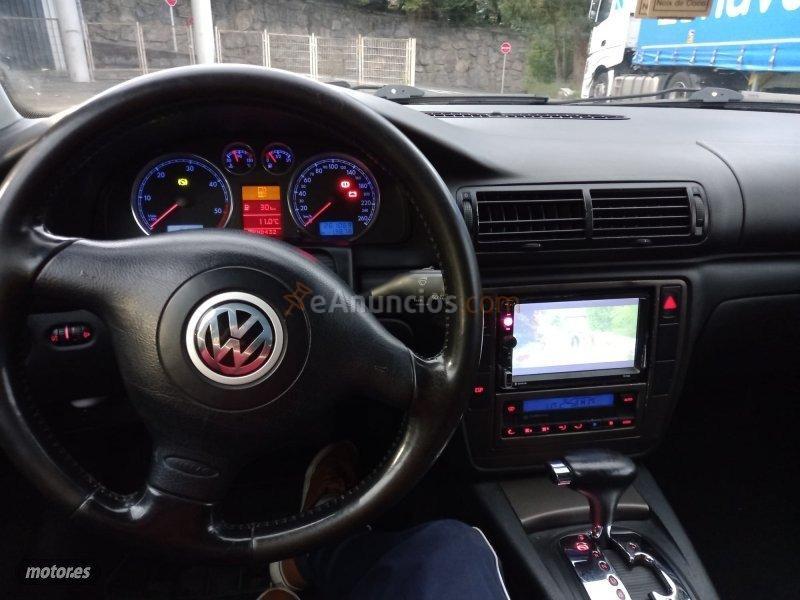 Volkswagen Passat Familiar de 2001 con 260.000 Km por 2.500 EUR. en Guadalajara