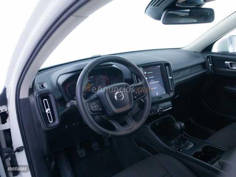Volvo XC40 XC40 T3 Manual de 2018 con 43.337 Km por 28.500 EUR. en Zaragoza