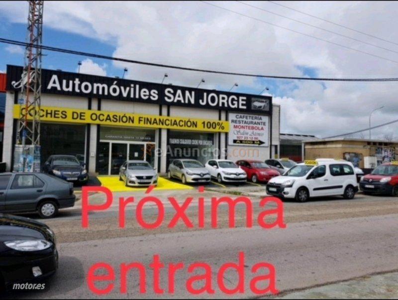 Volkswagen Passat 1.6 TDI 120CV de 2016 con 150.000 Km por 15.500 EUR. en Caceres