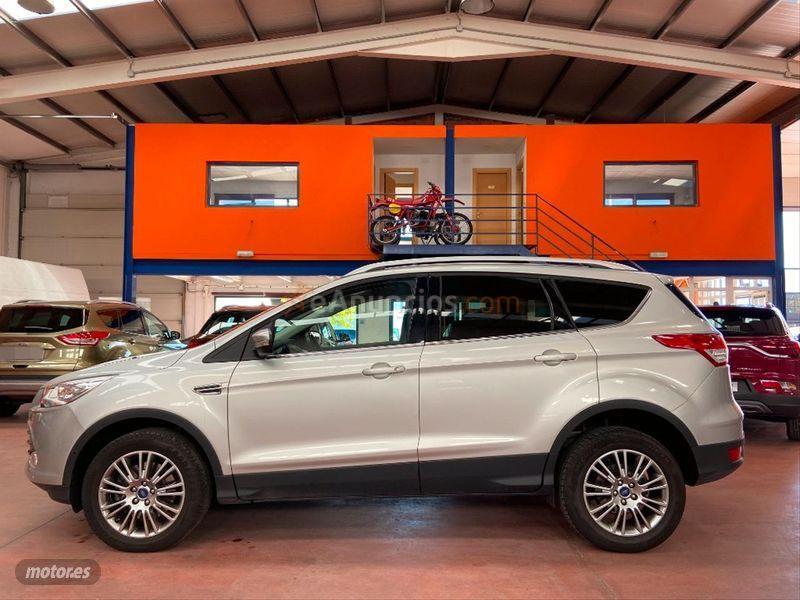 Ford Kuga 2.0 TDCi 140 4x4 Trend de 2013 con 154.000 Km por 15.490 EUR. en Soria