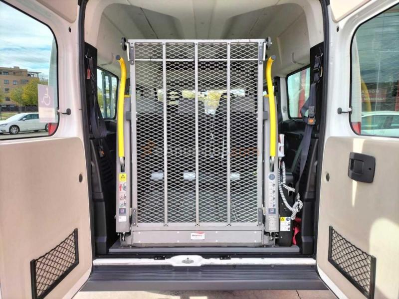 Peugeot Boxer 333 L2H2 2.0 BLUE HDI 130 CV VEHÍCULO ADAPTADO