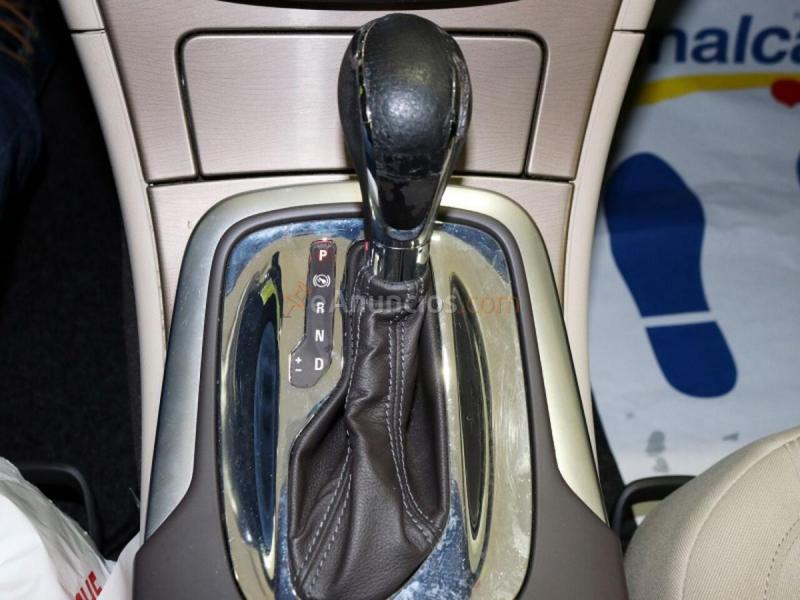 Opel Insignia  Sports Tourer 2.0 CDTI Selective Auto 130CV 