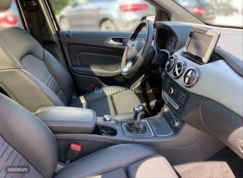 Mercedes Clase B B 200 d de 2017 con 83.224 Km por 17.670 EUR. en Madrid