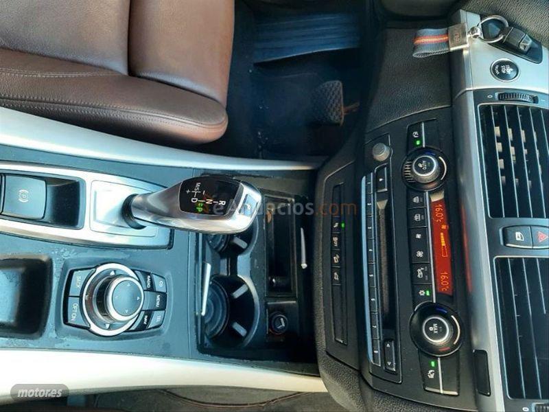 BMW X5 xDRIVE30d de 2011 con 263.000 Km por 16.000 EUR. en Madrid