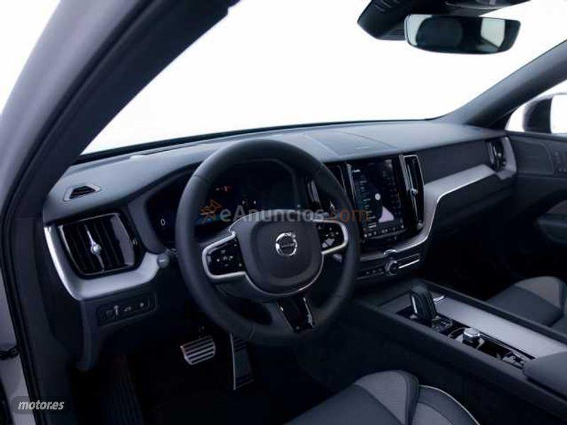 Volvo XC 60 (ant. S46) XC60 Recharge T6 eAWD R-Design Automatico de 2021 con 10 Km por 65.100 EUR. en Zaragoza
