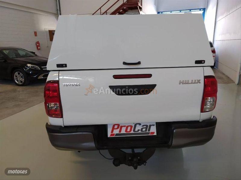 Toyota Hilux 2.4 D4D Cabina Doble GX 4x4 de 2017 con 127.000 Km por 20.990 EUR. en Jaen