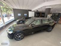 Volvo V 60 2.0 D3 Momentum Pro Auto de 2020 con 10.000 Km por 36.990 EUR. en Alicante