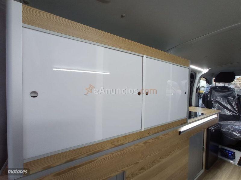 Volkswagen Transporter Furgon Corto TN 2.0 TDI 81kW 110CV de 2021 con 20.000 Km por 32.900 EUR. en Alicante