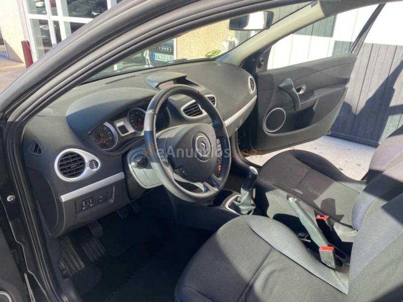 Renault Clio Authentique 1.2 16v eco2 
