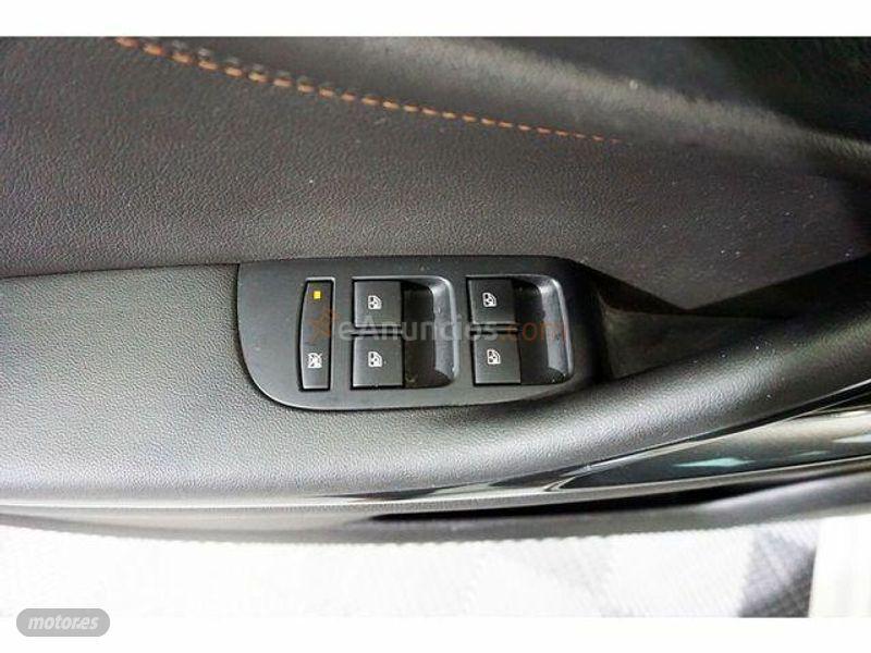 Opel Zafira 1.6CDTI SS Selective 134 de 2017 con 100.000 Km por 14.990 EUR. en Madrid