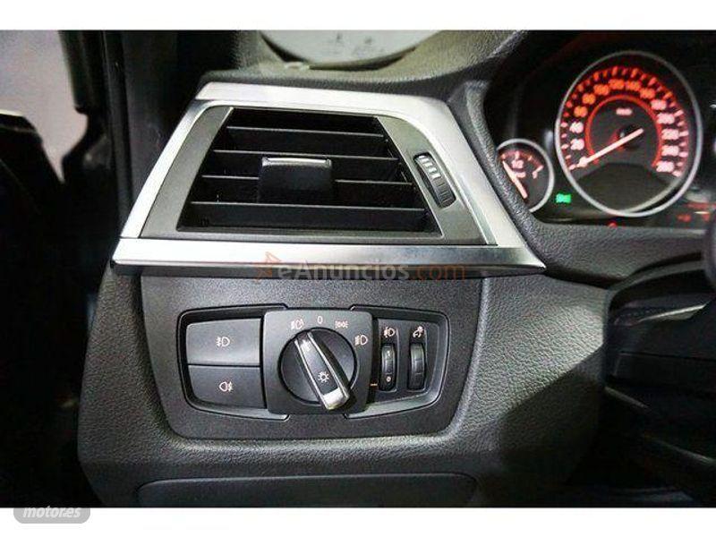 BMW Serie 3 335dA Touring xDrive de 2017 con 90.000 Km por 31.900 EUR. en Madrid