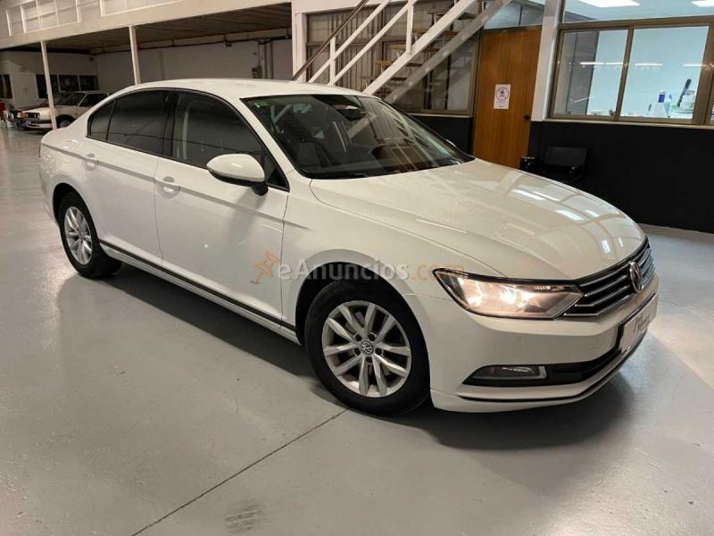 Volkswagen Passat 1.6TDI 120CV.-ADVANCE.-BLUEMOTION.-EURO-6W Vehículo recien recepcionado .-