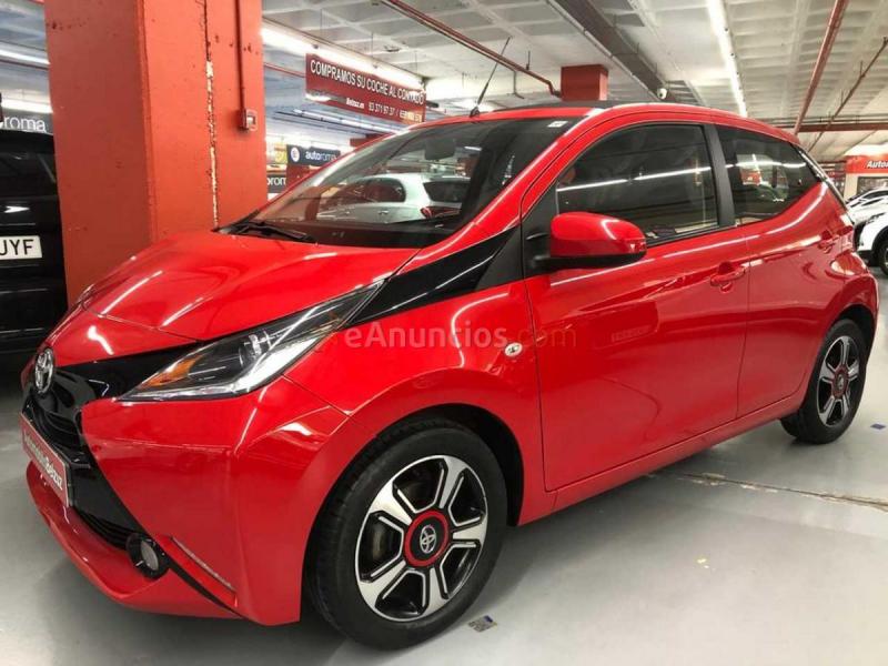 Toyota Aygo x-play TECHO PANORAMICO