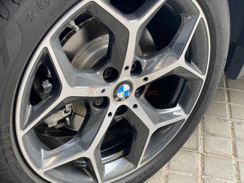 BMW X1 Xdrive25i X-Line con techo y piel completa beige