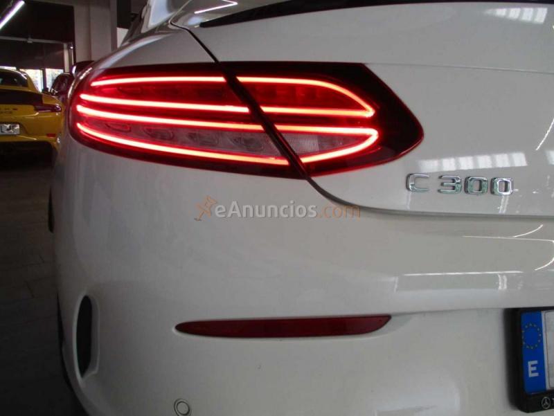 Mercedes Clase C Coupé 300 AMG Line Techo Panorámico