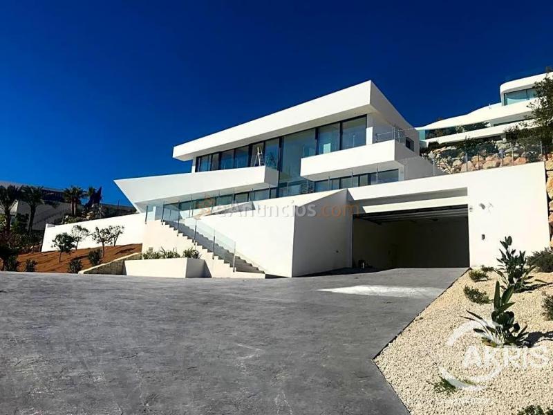 VILLA  DE LUJO EN BENISSA COSTA CON VISTAS AL MAR