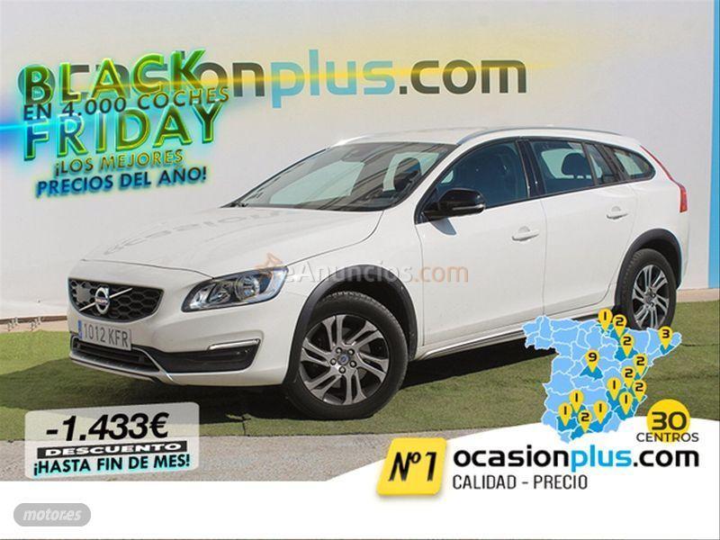 Volvo V 60 2.0 D3 Momentum de 2019 con 25.008 Km por 21.900 EUR. en Castellon