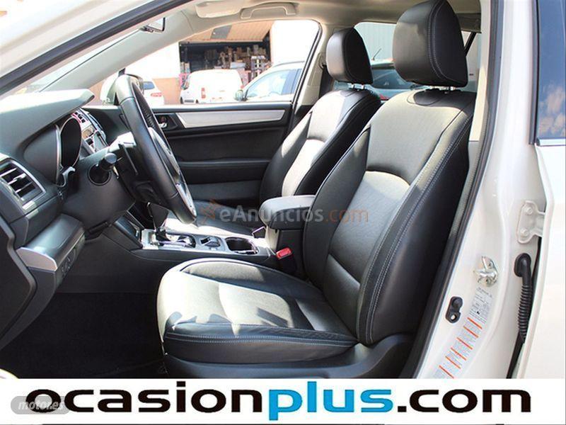 Subaru Outback 2.0 TD Executive AWD de 2018 con 53.142 Km por 26.500 EUR. en Barcelona