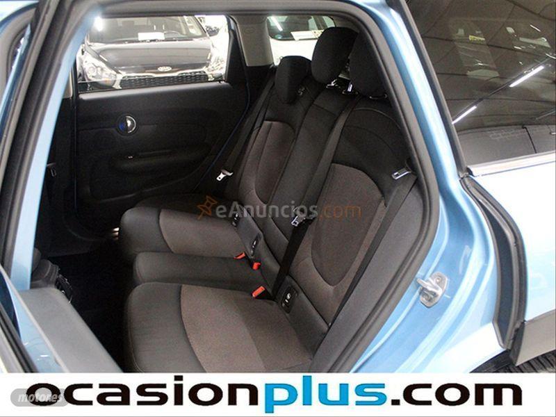 Mini Clubman COOPER D de 2016 con 112.395 Km por 15.950 EUR. en Barcelona