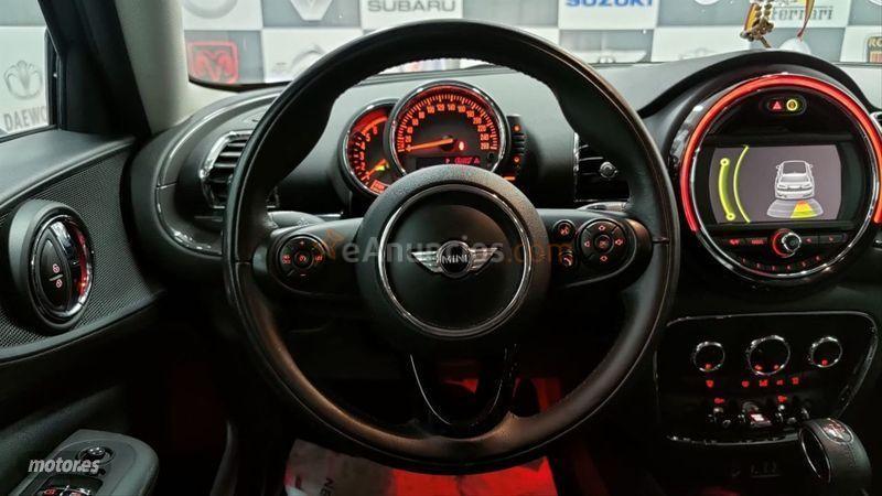 Mini Clubman COOPER D de 2017 con 62.000 Km por 20.100 EUR. en Madrid