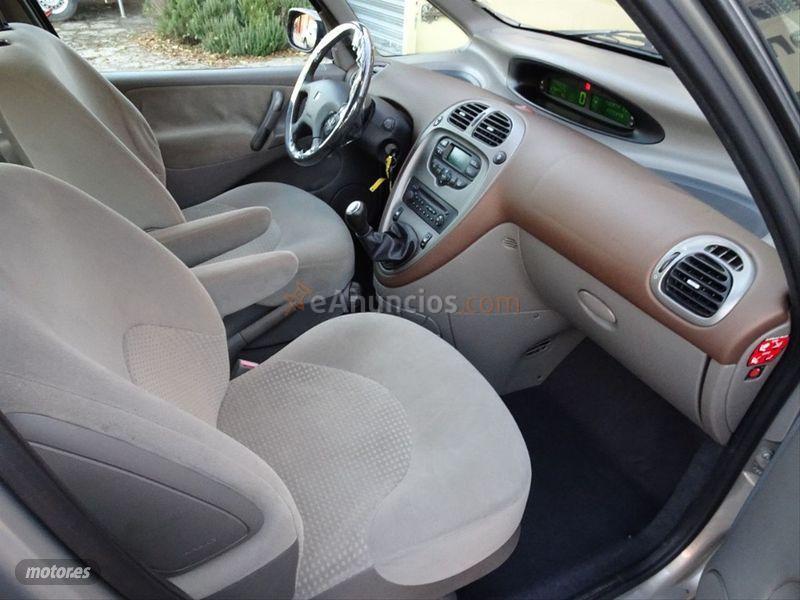 Citroen Xsara Picasso 1.8 16v Exclusive de 2002 con 131.000 Km por 2.700 EUR. en Madrid