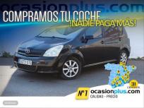 Toyota Corolla Verso 2.2 D4D 136cv Luna de 2005 con 166.062 Km por 3.200 EUR. en Sevilla