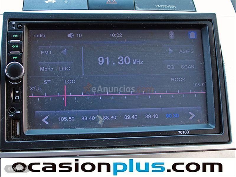 Toyota Corolla Verso 2.2 D4D 136cv Luna de 2005 con 166.062 Km por 3.200 EUR. en Sevilla