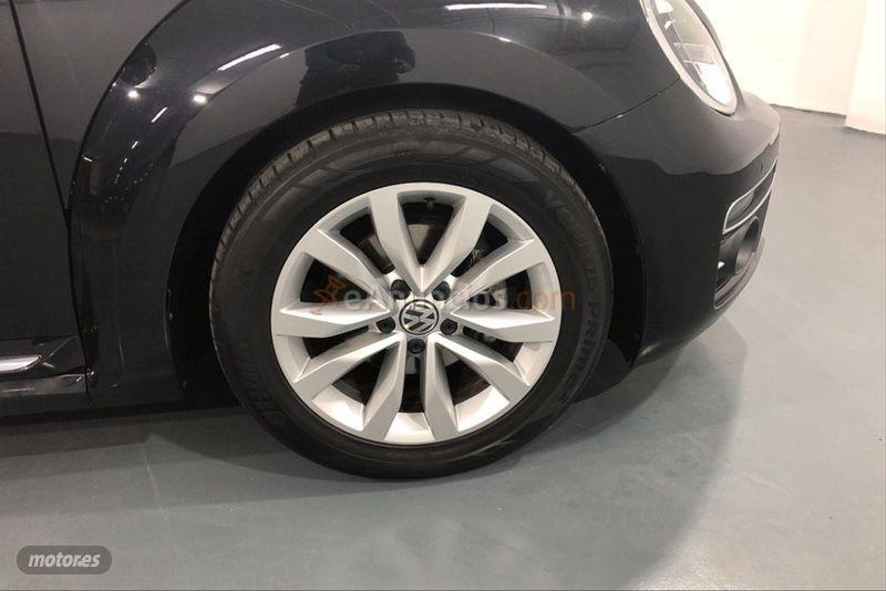 Volkswagen Beetle Beetlemania 2.0 TDI 81kW 110CV Cabrio de 2017 con 33.461 Km por 23.500 EUR. en Valencia