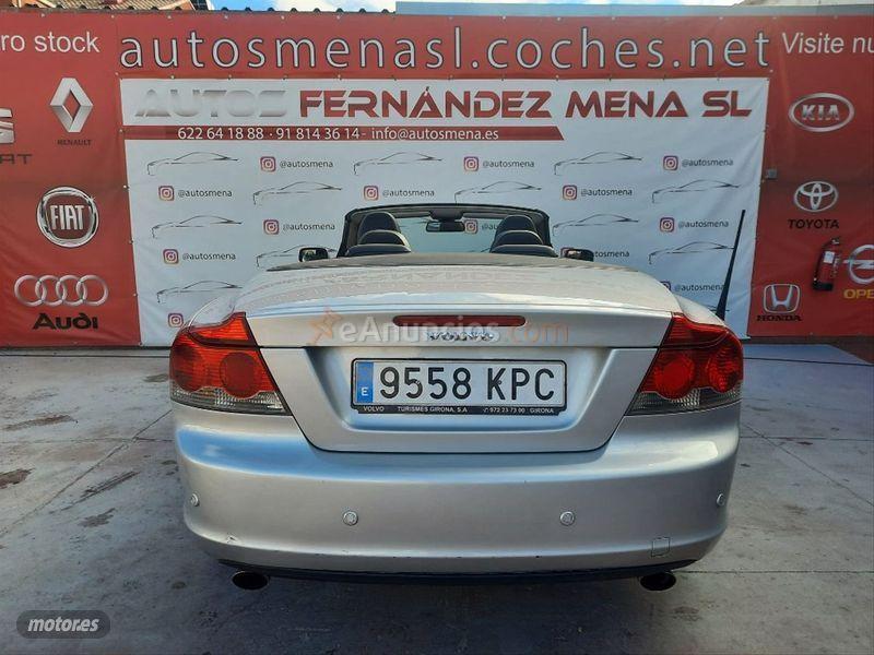 Volvo C 70 D5 Momentum de 2007 con 185.000 Km por 6.300 EUR. en Madrid