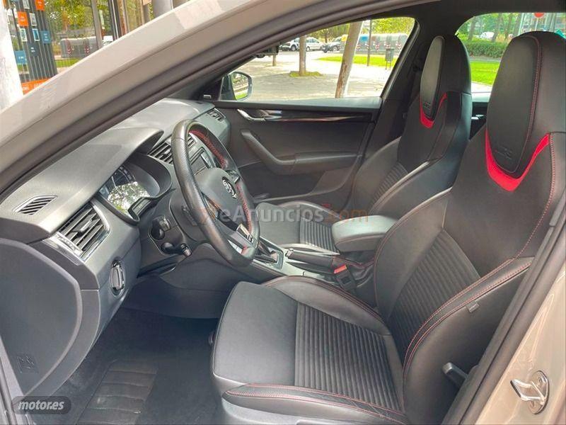 Skoda Octavia Combi 2.0 TDI CR 184cv DSG RS de 2016 con 199.999 Km por 16.590 EUR. en Barcelona