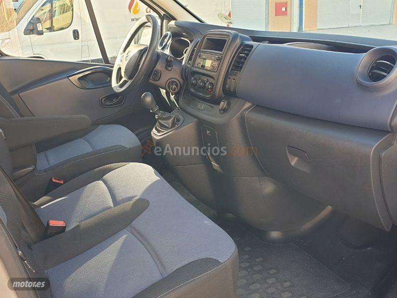 Opel Vivaro 1.6 CDTI SS 92kW L2 2.9t Combi Plus9 de 2017 con 188.000 Km por 14.850 EUR. en Madrid