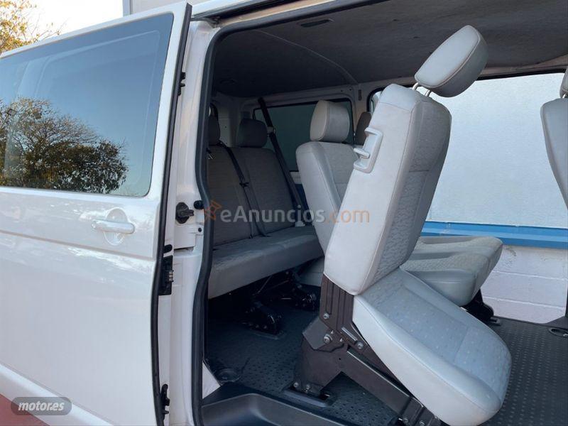 Volkswagen Transporter Kombi Corto T.Normal 2.0 TDI 140cv 2.8T de 2010 con 230.000 Km por 16.850 EUR. en Barcelona