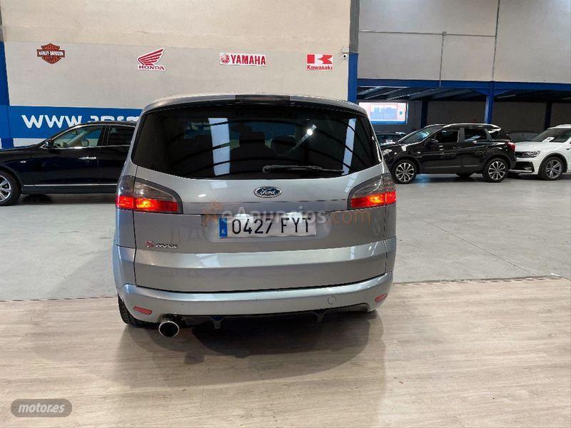 Ford S-Max 2.0 TDCi Titanium de 2008 con 239.000 Km por 7.999 EUR. en Salamanca