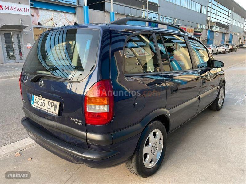 Opel Zafira 2.0 Dti 16v Elegance de 2001 con 170.000 Km por 1.400 EUR. en Barcelona