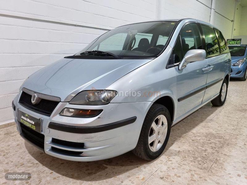 Fiat Ulysse 2.0 JTD 16v Dynamic de 2003 con 175.000 Km por 2.800 EUR. en Sevilla