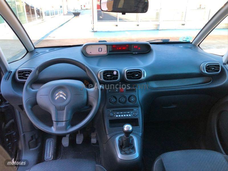 Citroen C3 Picasso VTi 95cv Tonic de 2014 con 75.000 Km por 9.700 EUR. en Barcelona