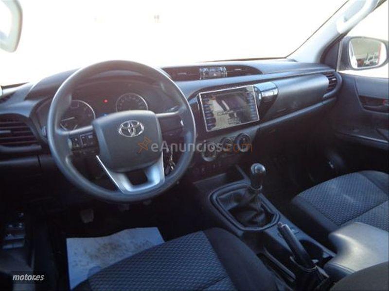 Toyota Hilux 2.4 D4D Cabina Doble GX de 2020 con 29.530 Km por 26.990 EUR. en Jaen