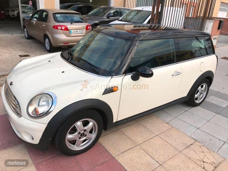 Mini Cooper Cooper Clubman de 2010 con 130.000 Km por 8.900 EUR. en Salamanca