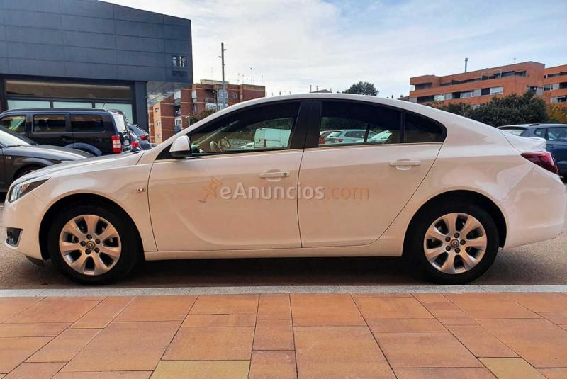 Opel insignia  1.6 cdti 120cv. Business s&s 5p. Muy buen estado y mucho equipamiento