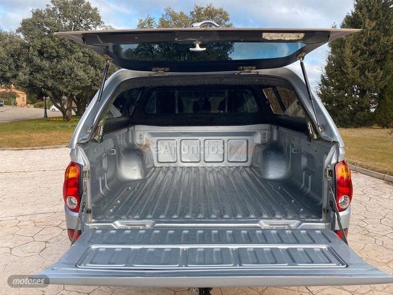 Mitsubishi L 200 2.5 DID Double Cab Motion de 2015 con 148.000 Km por 19.999 EUR. en Madrid