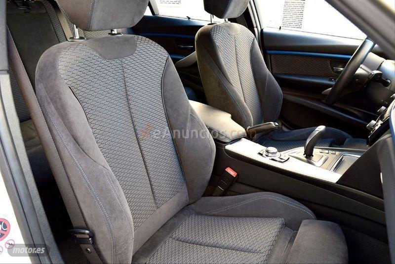 BMW Serie 3 318d Touring de 2016 con 126.600 Km por 22.900 EUR. en Madrid