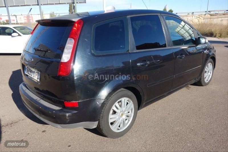 Ford Focus C-Max 2.0 Ghia de 2005 con 152.104 Km por 3.500 EUR. en Valencia